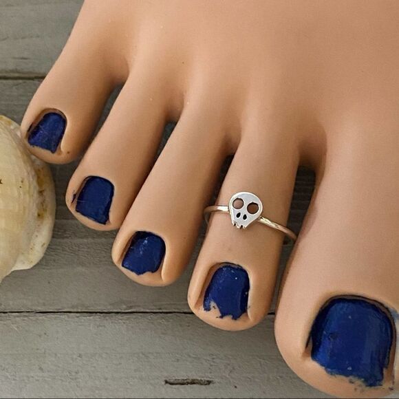 Sterling Silver Skull Toe Ring Midi Ring - Picture 2 of 4
